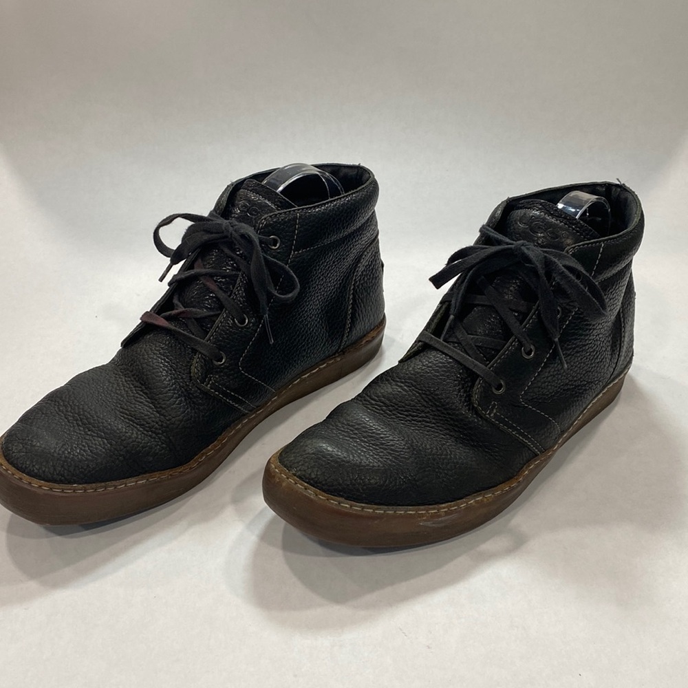 UGG ALIN‎ S/N 1005040 LEATHER HIGH TOP SHOES black